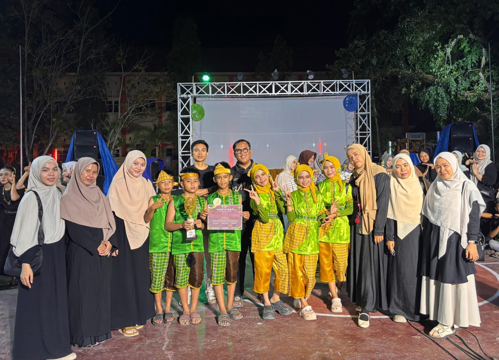 SD Aisyiyah 1 Wonomulyo Raih Juara 2 Lewat Tari Panginoang Tarring, Angkat Permainan Tradisional Ba'jil-Ba'jil